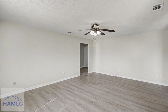 Photo - 1651 Latham Ct