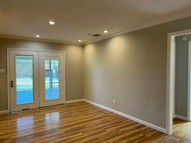 Photo - 10622 Hermosa Dr