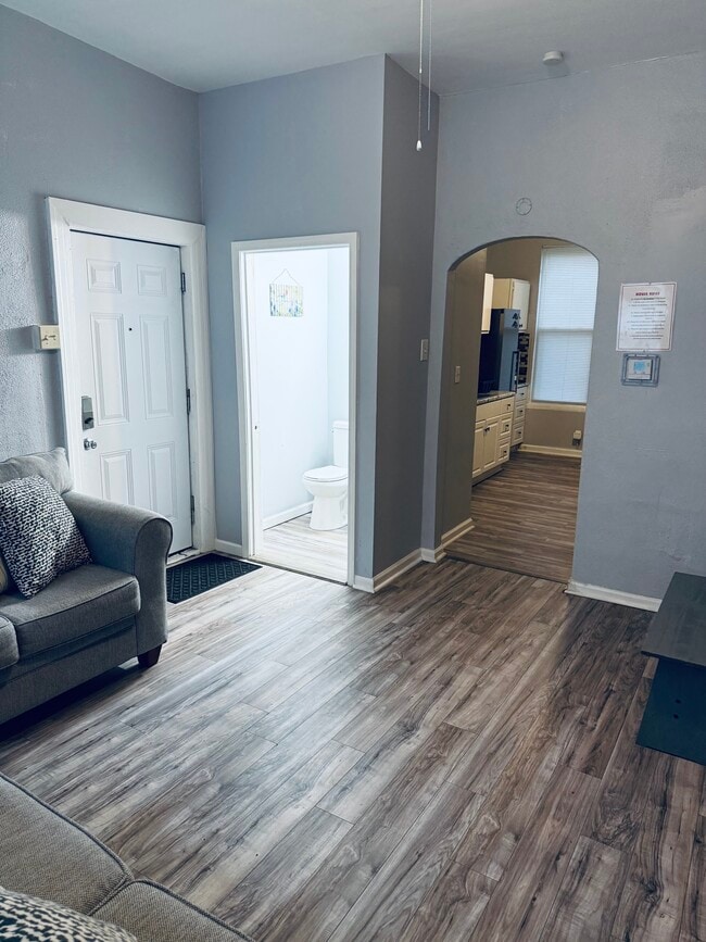 Photo - 3209 Iowa Ave