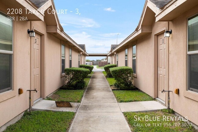 Photo - 2208 Taxco Ct Unit 3,
