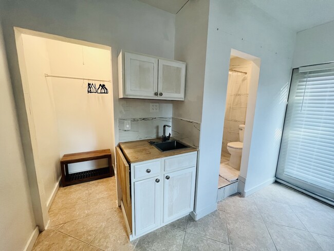 Photo - 11400 NE 13th Ave