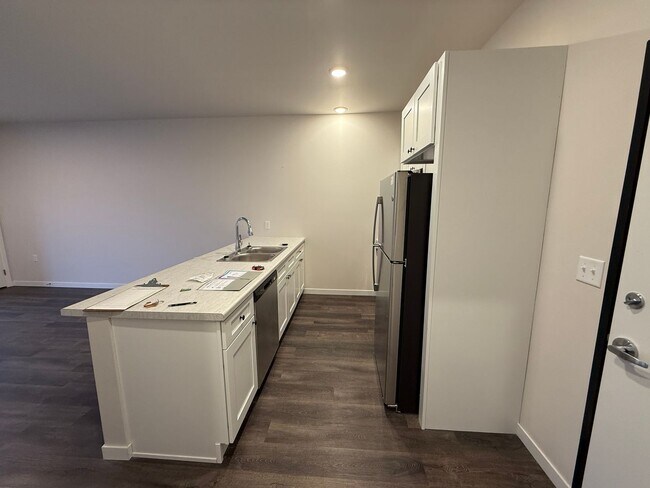 Photo - Northern Point Apartments Unit 1104-310
