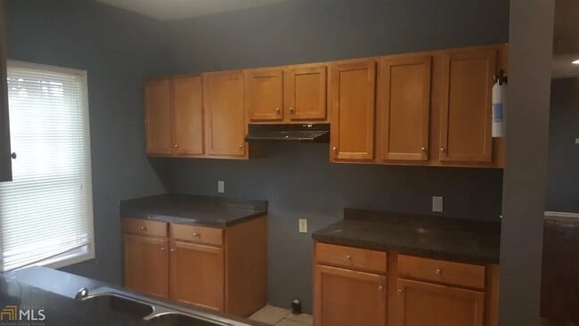 Photo - Room in Duplex on Ridge Ave NW