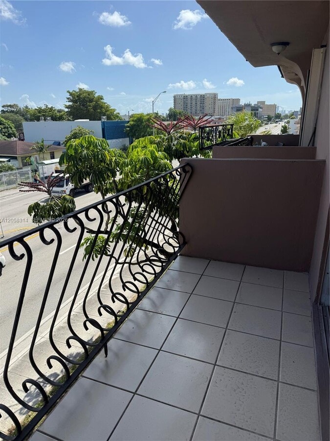 Photo - 10 SW 45th Ave Unit 33