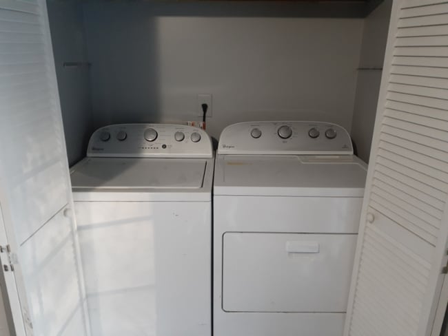 Photo - 170 Governors Dr