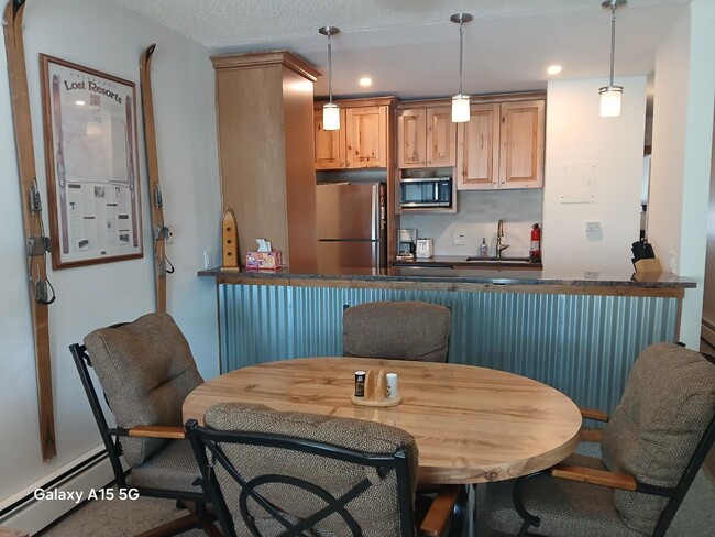 Building Photo - 203 E. Meadow Mile - 12-10