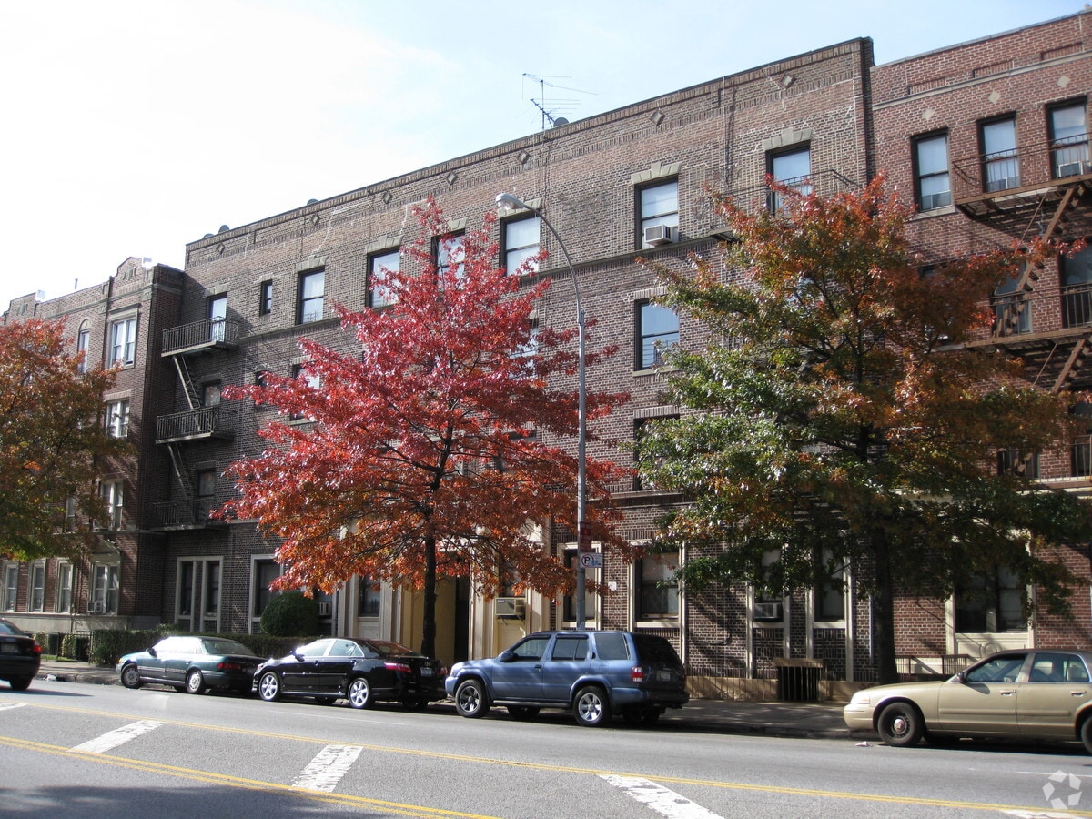 Photo - 1532 Ocean Avenue