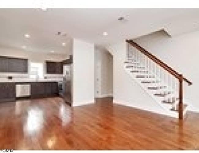 Photo - 169 Passaic St