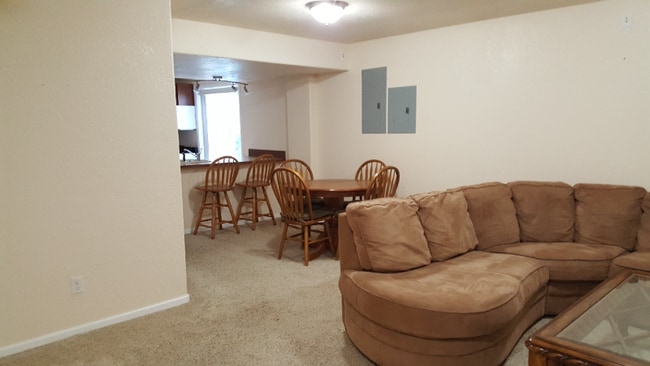 Photo - 2xxxx Windrow Dr