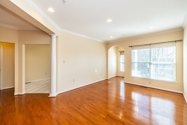 Photo - 145 Madison Way