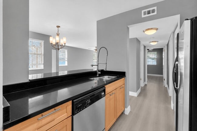 Photo - 2881 N Oakland Forest Dr