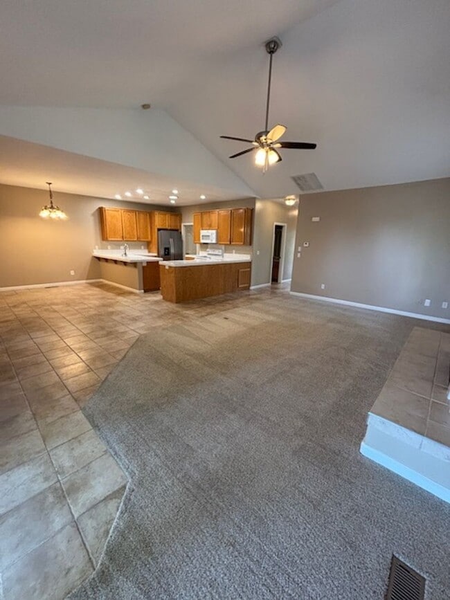 Photo - Three bed, two bath unit conveniently located off of Bell Road!