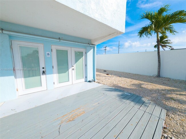 Photo - 74560 Overseas Hwy Apartamento Unidad 7