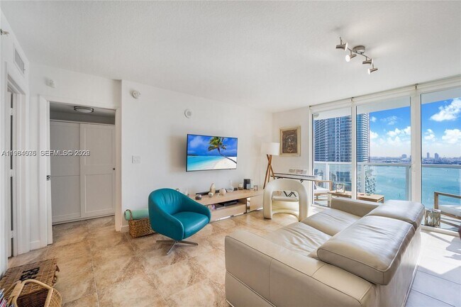 Photo - 31 SE 5th St Unit 2706