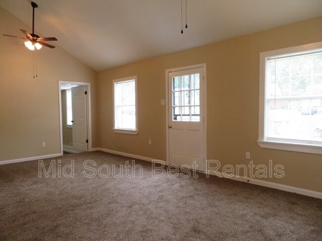 Photo - 2804 Southmeade Ave