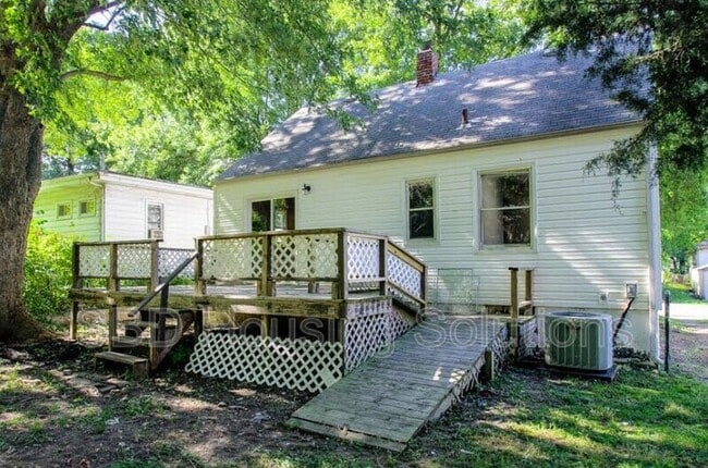 Photo - 1335 N Osage St