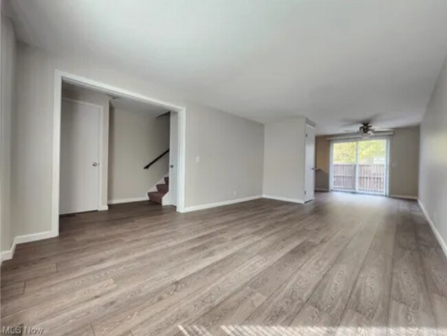 Photo - 1651 Mentor Ave Unidad 9999