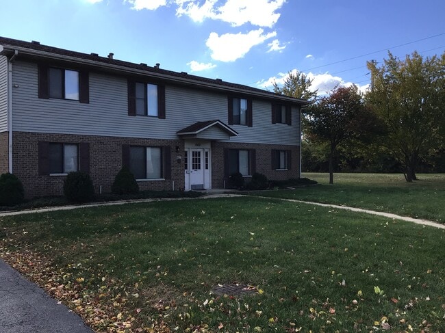 Building Photo - 440 Echo Ln Unit A