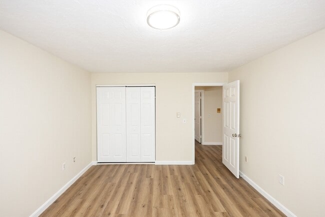 Photo - 1203 Grafton St Unidad 39