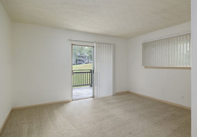 Photo - Waters Edge Apartments