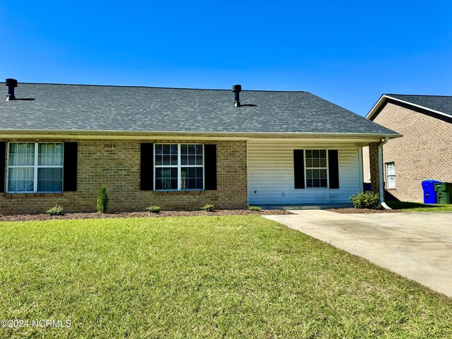 Photo - 3303 Moseley Dr Townhome