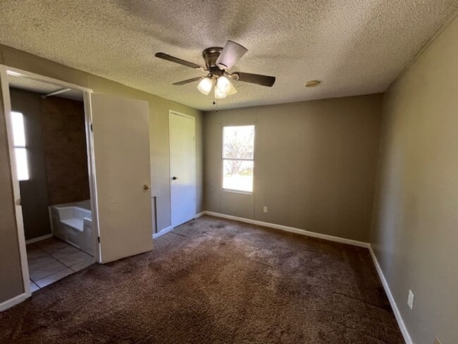 Photo - Renovated 2 Bedroom 2 Bath Home(Trailer) on 4 Acres with Pond For Rent!!