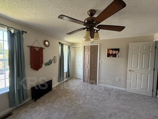 Photo - 129 Cindie Ln