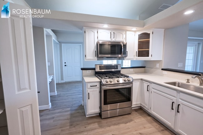 Photo - Charming 3-beds, 2-baths ranch-style home on a scenic hillside in Prescott Valley!