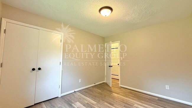 Photo - 116 Boles St Unidad A