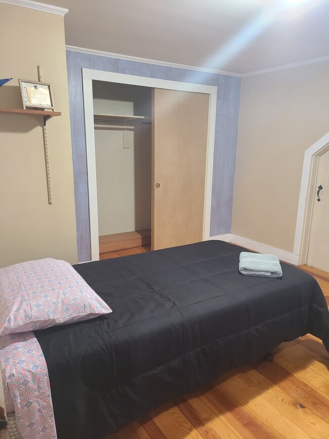 Photo - 6 Cherry Hill Dr