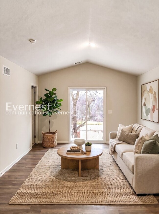 Photo - 3 Bed/2 Bath Home with Garage / Pet-Friendly / Coming Soon!