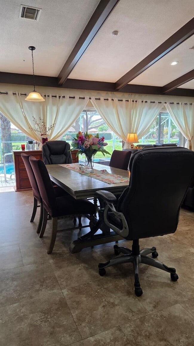 Photo - 4705 Holly Dr