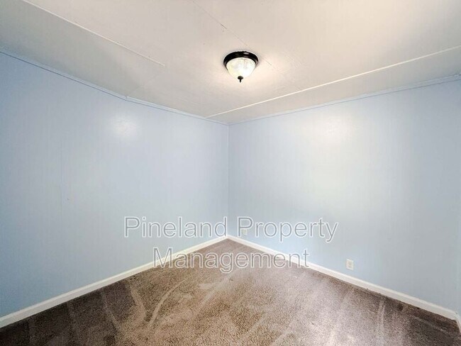 Photo - 3410 Hill St