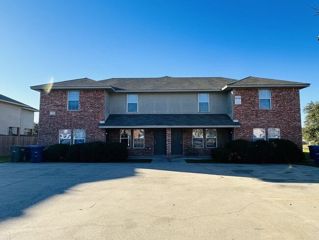 304 Creek St Unit D