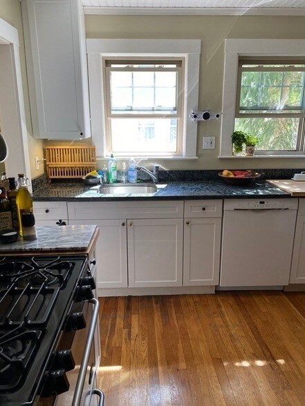 Photo - 44 Webster St