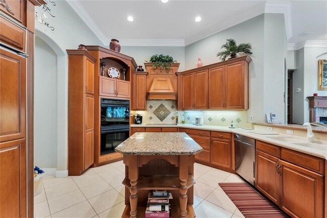 Photo - 9331 Southern Breeze Dr