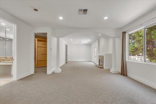 Photo - 5150 Teesdale Ave