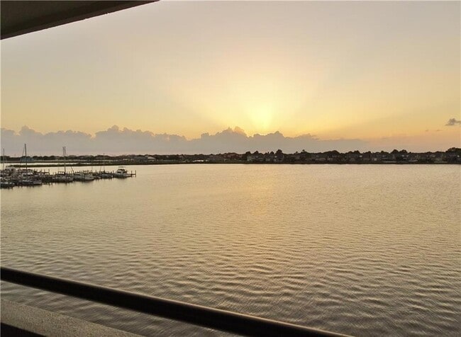 Photo - 1580 Harbor Dr Unit 321