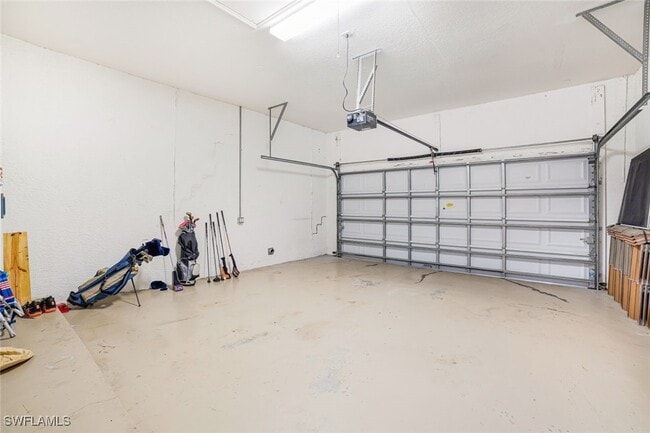 Building Photo - 349 Harvard Ln