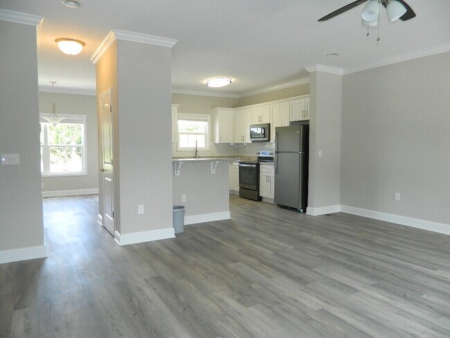 Photo - 3057 Sunny Creek Way