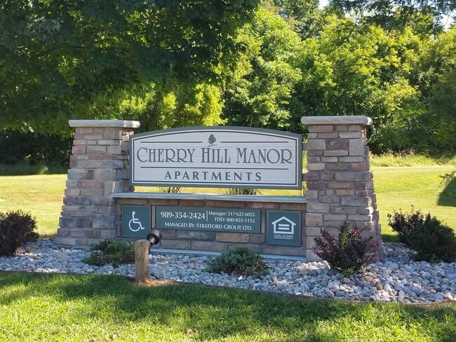 Photo - 152 N Washington St