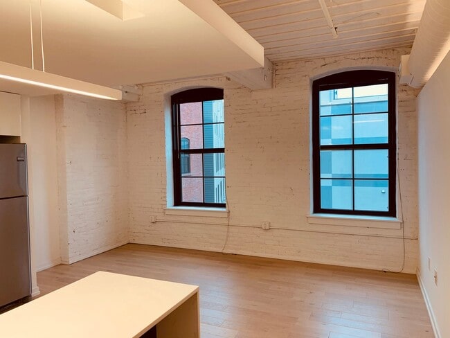 Photo - 430 Fairmount Ave