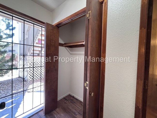 Photo - 1516 South Ct Unit A