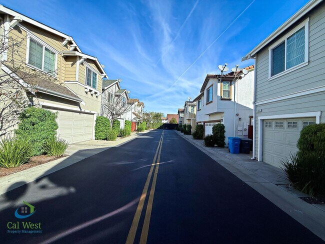 Photo - 7661 Forest St Unidad B