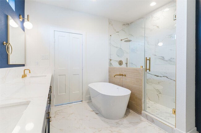 Photo - 2428 Ella Blvd