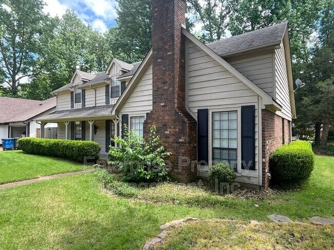 Photo - 9161 Gainsborough Dr