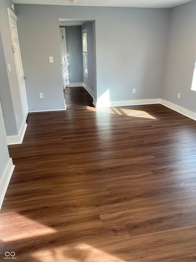 Photo - 680 S 13th St