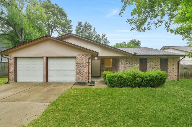 Photo - 19334 Wood Village Ln