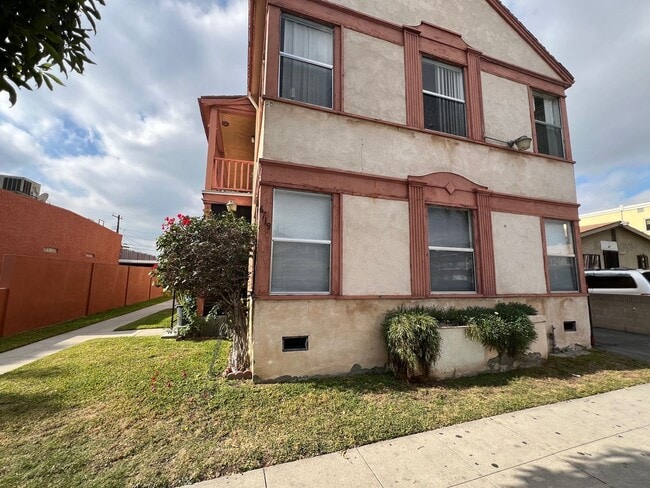 Building Photo - 6719 Seville Ave Unit G Rental