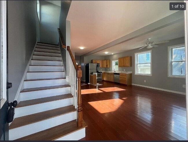 Building Photo - 11 Avon Pl Unit 1